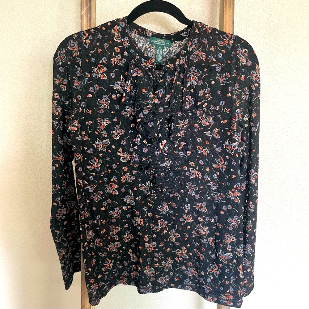 Gorgeous Ralph Lauren ruffle blouse